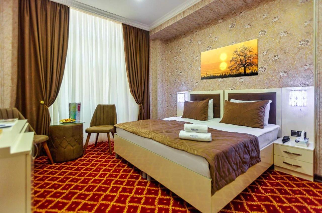 Center Hotel Баку Екстериор снимка